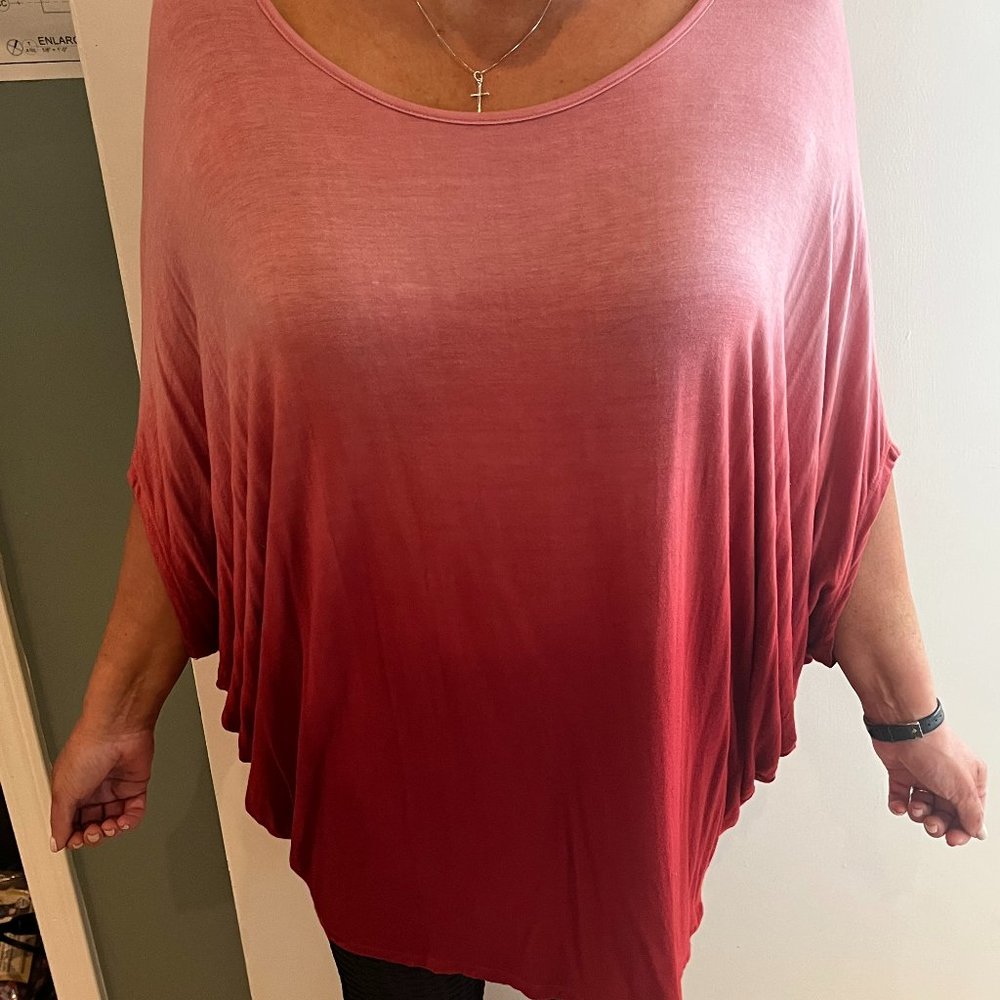 Cute, ombre pink-red, bat winged red top by Lock & Love